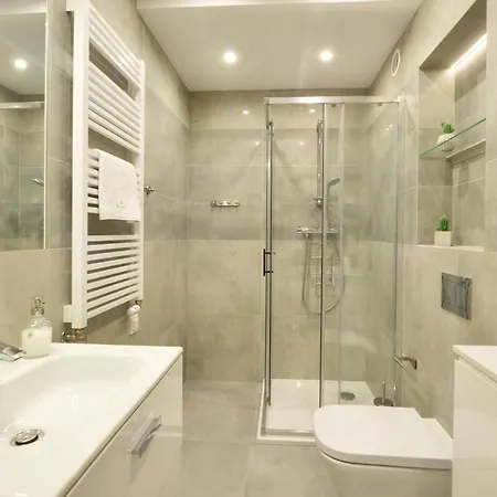 Subtelne I Stylowe Sun Seasons 24 W Karpaczu Z Umeblowanym Balkonem By Renters * 卡尔帕奇
