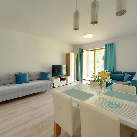 公寓 Subtelne I Stylowe Sun Seasons 24 W Karpaczu Z Umeblowanym Balkonem By Renters