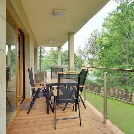 Subtelne I Stylowe Sun Seasons 24 W Karpaczu Z Umeblowanym Balkonem By Renters 卡尔帕奇