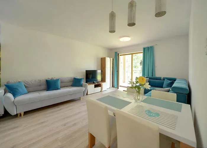 아파트 Subtelne I Stylowe Sun Seasons 24 W Karpaczu Z Umeblowanym Balkonem By Renters