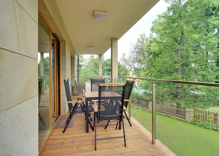 Subtelne I Stylowe Sun Seasons 24 W Karpaczu Z Umeblowanym Balkonem By Renters 카르파츠