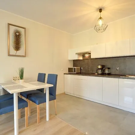 Subtelne I Stylowe Sun Seasons 24 W Karpaczu Z Umeblowanym Balkonem By Renters Διαμέρισμα