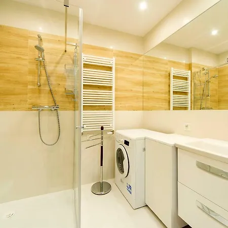 Subtelne I Stylowe Sun Seasons 24 W Karpaczu Z Umeblowanym Balkonem By Renters Διαμέρισμα Karpacz